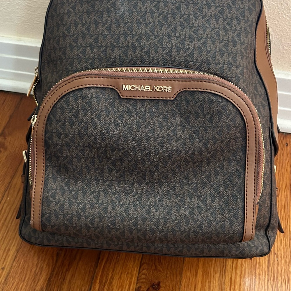 Michael Kors Jaycee Large Zip Pocket Backpack Brown Acorn - Picture 4 of 11